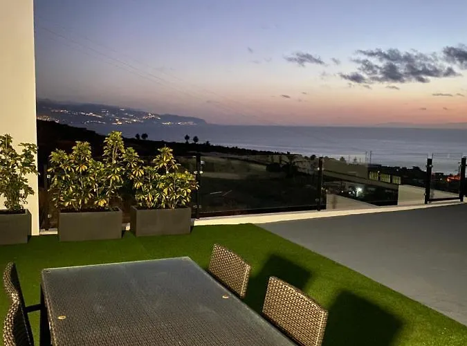 Tagoro Sunset View & Heated Pool Tenerife 別荘