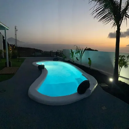 Tagoro Sunset View & Heated Pool Tenerife 度假居